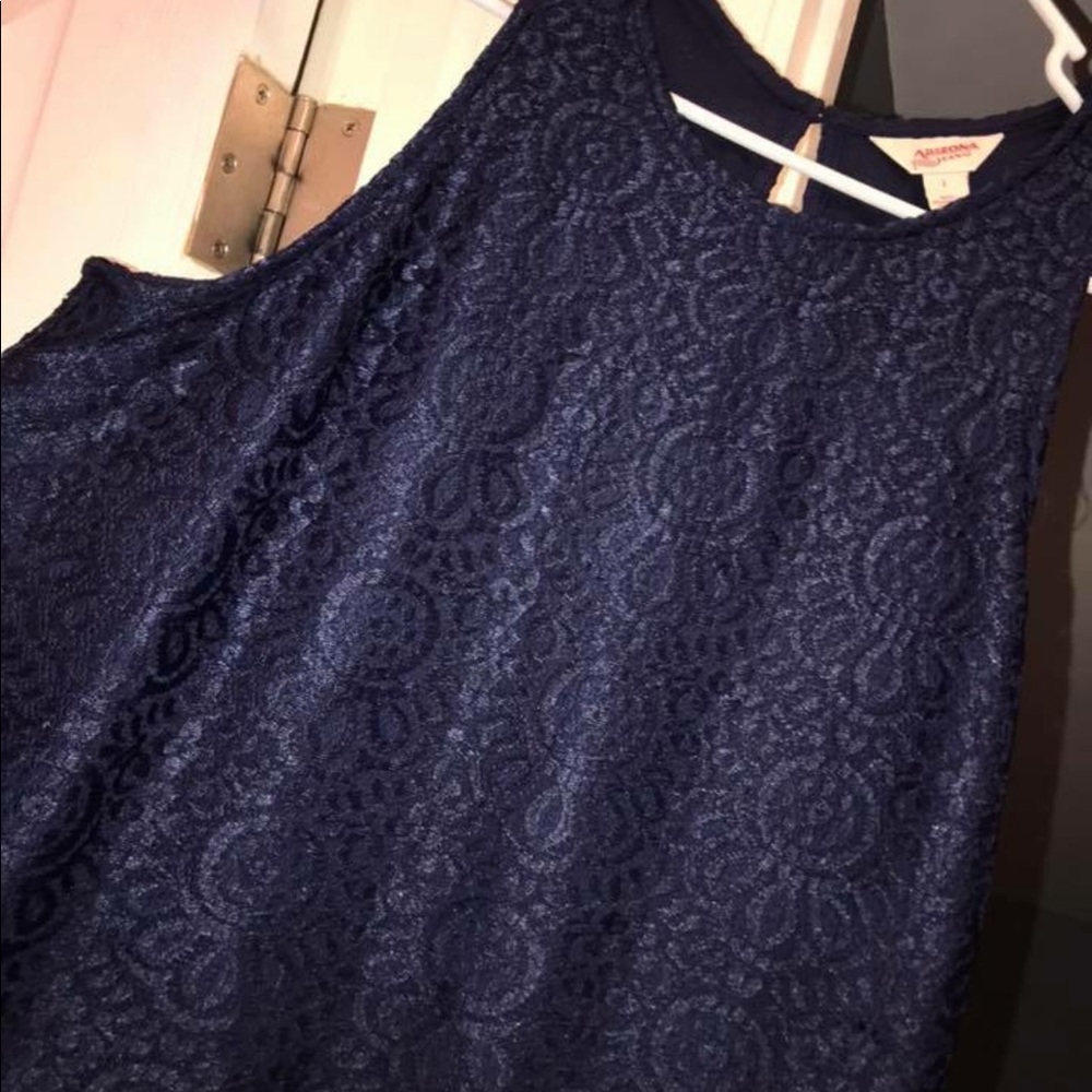 blouse tank top